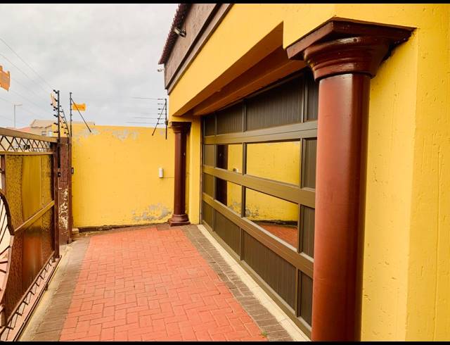 3 BEDROOM HOUSE FOR SALE IN VANDERBIJLPARK CE 4